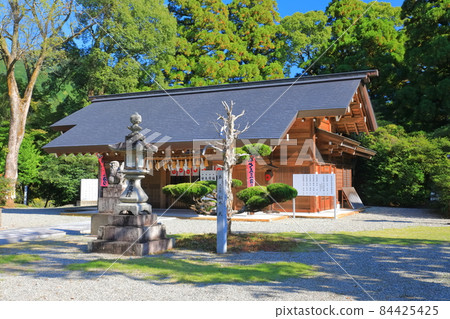 [Ehime Prefecture] Ozu Shrine in fine weather 84425425