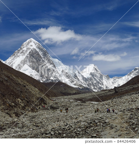 Mount Pumo Ri and foot path. Mount Pumo Ri and foot path. 84426406
