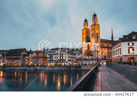 panorama of Zurich city center with Frau Munster and Grossmunster panorama of Zurich city center with Frau Munster and Grossmunster 84427617