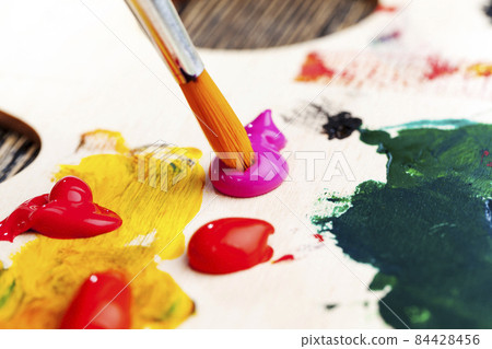 creative process of drawing by mixing different colors creative process of drawing by mixing different colors 84428456