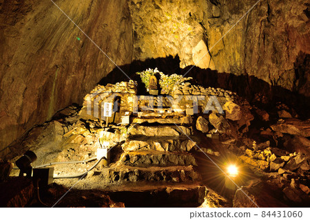 <Hinbara cave dorm> marriage Kannon Tokyo Nishi-tama-gun, Okutama-cho, Hinohara 84431060