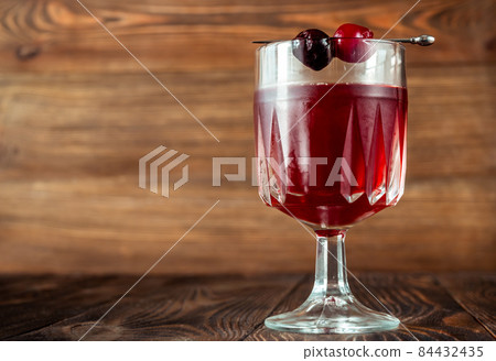 Bitter Jean Cocktail 84432435