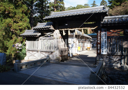四國聖地第81白峰寺七宗門(香川縣坂出市) 四國聖地第81白峰寺七宗門(香川縣坂出市) 84432532