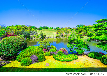 Japanese garden in the fresh green Expo Park Japanese garden in the fresh green Expo Park 84434197