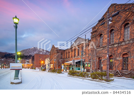 Cityscape of the historic red brick warehouses at twilight in Hakodate Hokkaido Japan in winter Cityscape of the historic red brick warehouses at twilight in Hakodate Hokkaido Japan in winter 84434516