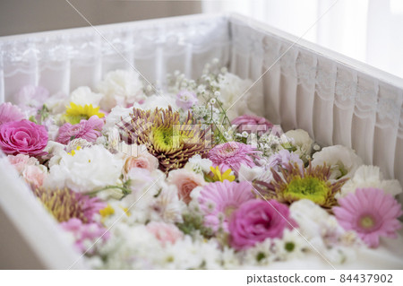 Funeral flower case farewell flower image 84437902