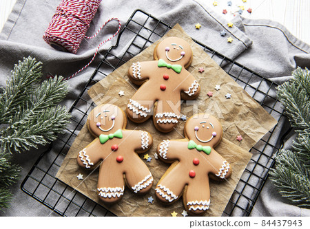 Christmas brown gingerbread man Christmas brown gingerbread man 84437943