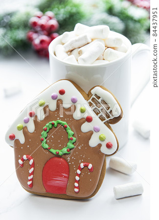 Christmas cocoa, gingerbread cookies and decorations. Christmas cocoa, gingerbread cookies and decorations. 84437951