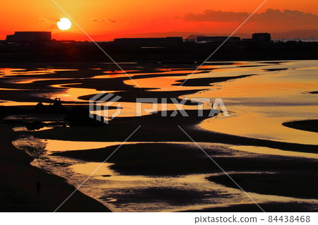 晨光海岸 84438468