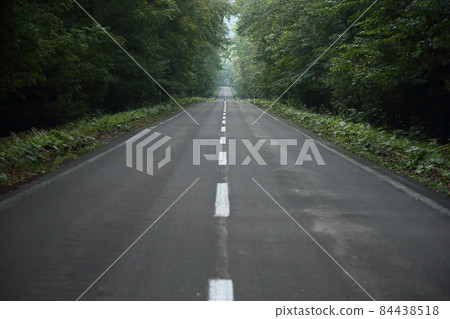 Straight road Straight road 84438518