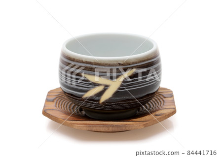 A cup of tea 84441716