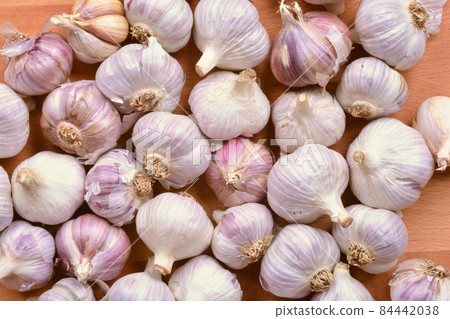 Garlic bulbs 84442038