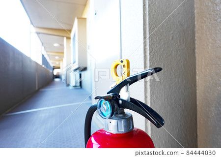 Fire extinguisher 84444030