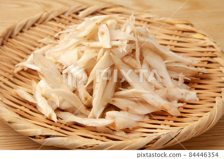 Burdock burdock 84446354