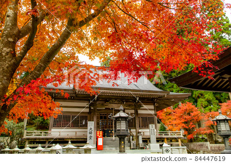 Shikoku Sacred Ground 66th Fudasho, Unbeji Temple in Autumn Leaves 84447619