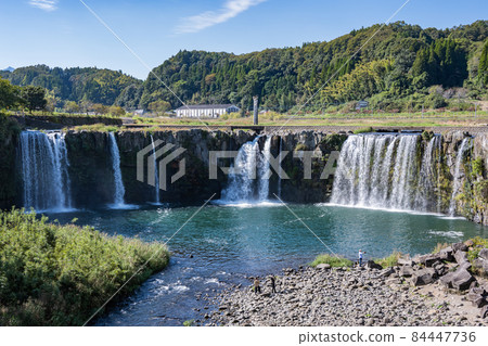 Waterfall of Hatassiri 84447736