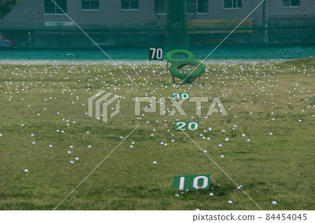 Driving range (leaving) Driving range (leaving) 84454045