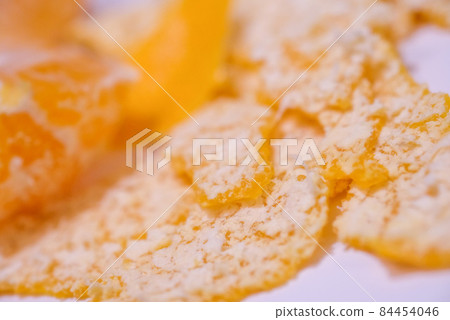 Mandarin orange peel 84454046