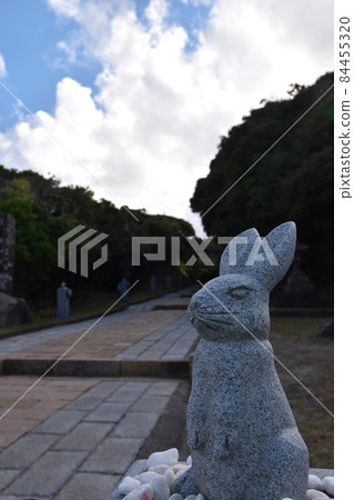Hakuto Shrine approach to Tottori 84455320