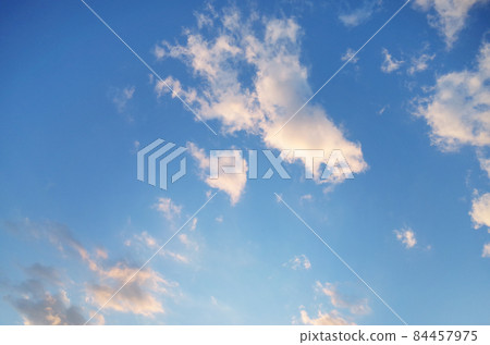 Clouds in the blue sky around the evening Clouds in the blue sky around the evening 84457975
