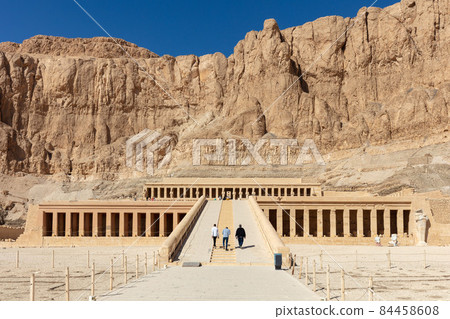 Attractive big wall with unique building, Hatshepsut Temple in Egypt Attractive big wall with unique building, Hatshepsut Temple in Egypt 84458608