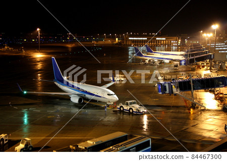 中部國際機場停機坪夜景 84467300