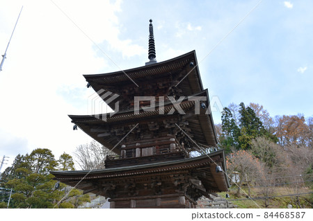 Takayamaji Mie Tower, Ogawa Village, Nagano Prefecture, Shinano 33 Kannon Sacred Ground No. 33 Fudasho 84468587