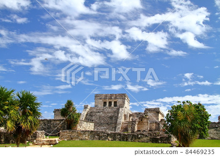 Quintana Roo, Yucatan Peninsula, Mexico Ruins of the Maya Civilization Tulum Central Temple (El Castillo) 84469235