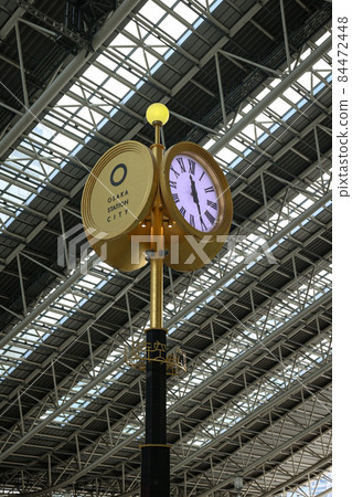 Osaka Station Space-time space 84472448