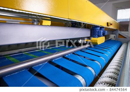 Automatic industrial line for washing and cleaning carpets 84474564