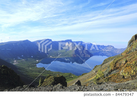 從中國北部看白頭山天地 84479347