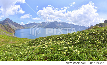 從中國北部看白頭山天地 84479354