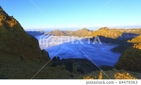 從中國北部看白頭山天地 84479363