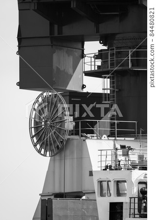 Industrial ship with water tank 84480821