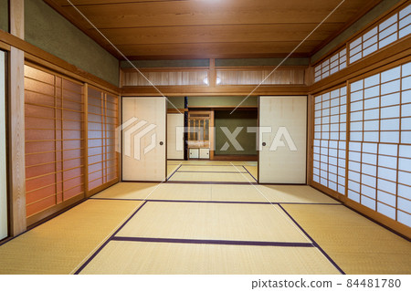 Old Japanese style room 84481780