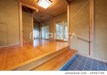 大型日式入口 84481784