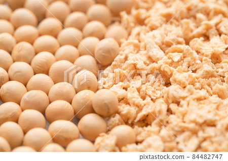 大豆肉和大豆 84482747