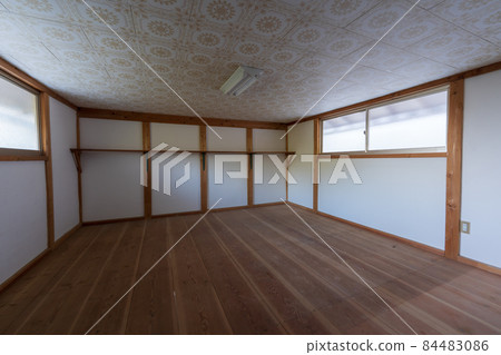 Abandoned empty house Abandoned empty house 84483086