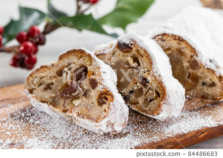 德式聖誕蛋糕 德式聖誕蛋糕 84486683