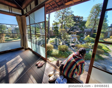 Japanese garden and tourists Japanese garden and tourists 84486881