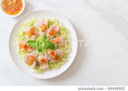 Boiled Pork with Lime Garlic and Chili Sauce Boiled Pork with Lime Garlic and Chili Sauce 84486982