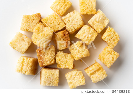 Croutons 84489218