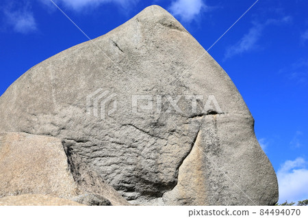 Konze Alps strange rock ream 84494070