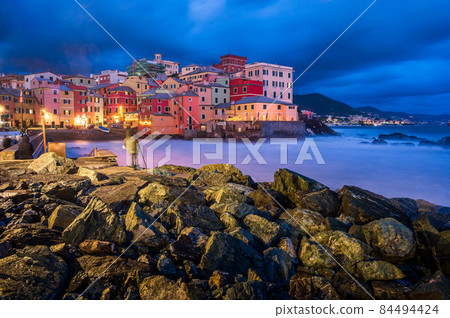 Night view of Boccadasse 84494424