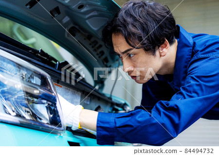 Vehicle inspection male maintenance Vehicle inspection male maintenance 84494732