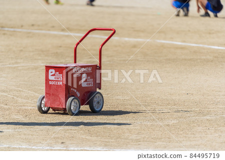 Preparation for athletic meet: White line Preparation for athletic meet: White line 84495719