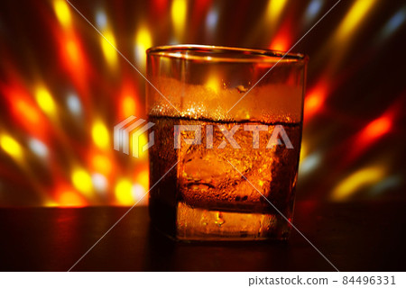 威士忌酒杯 威士忌酒杯 84496331