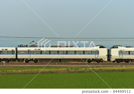 北陸本線三河加賀笠間JR西681系列T12編隊(金澤)⑦久羽680-502海邊 北陸本線三河加賀笠間JR西681系列T12編隊(金澤)⑦久羽680-502海邊 84499511