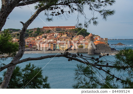 Old town of Collioure, France, a popular resort town on Mediterranean sea Old town of Collioure, France, a popular resort town on Mediterranean sea 84499524