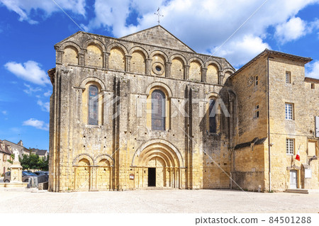 Flaran Abbey in southern France 84501288
